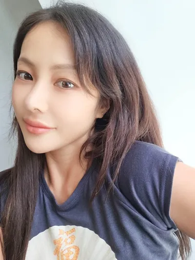 Ким захирал эмчээр хамрын давтан хагалгаа хийлгэсэн сэтгэгдэл S2