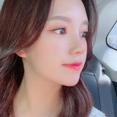 Вийвэрс гоо сайхны мэс заслын эмнэлэгт хамрын мэс засалд ороод 3 сар болжээ.